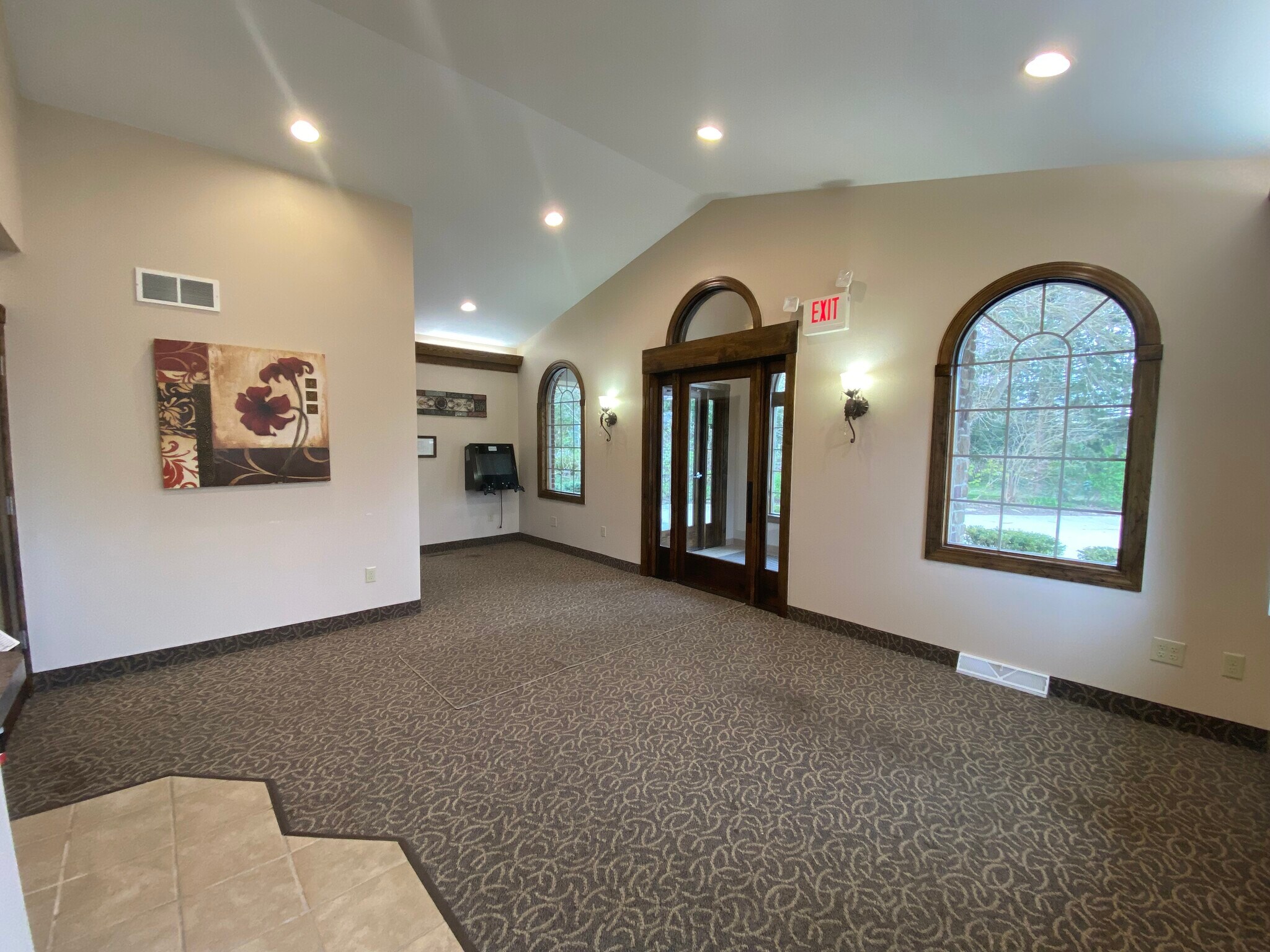 3060 Baker Rd, Dexter, MI à vendre Photo intérieure– Image 1 sur 8