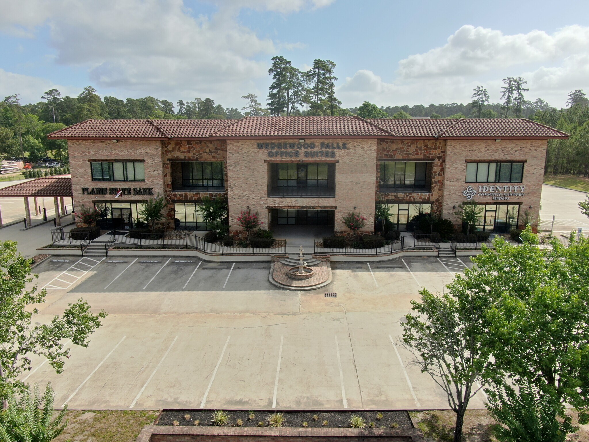 5452 Highway 105 W, Conroe, TX à louer Photo principale– Image 1 sur 9