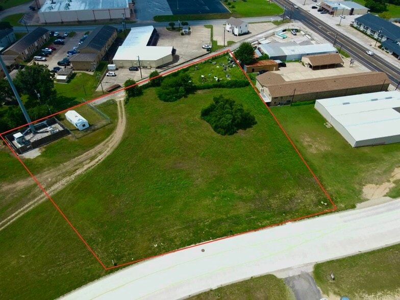 2218 Chappell Hill St, Brenham, TX à vendre - Aérien – Image 1 sur 5