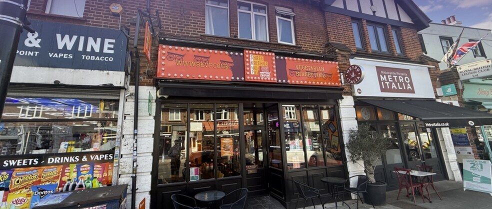 36 High St, Ruislip à vendre - Photo de l’immeuble – Image 2 sur 8