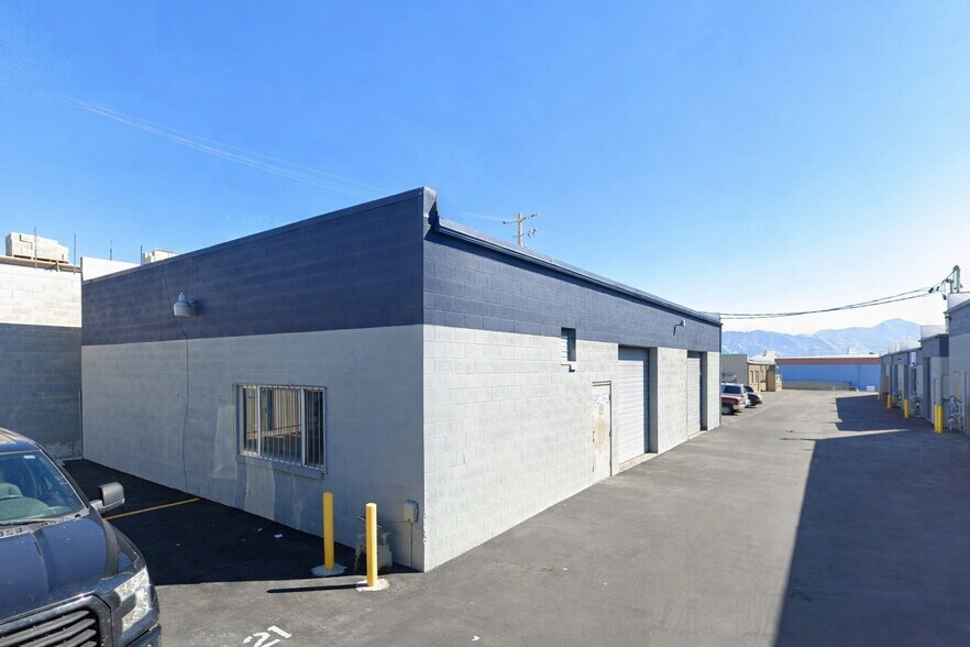 2415 S 2700 W, Salt Lake City, UT à louer - Photo principale – Image 1 sur 1