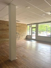 900 Hendersonville Rd, Asheville, NC à louer Photo intérieure– Image 2 sur 5