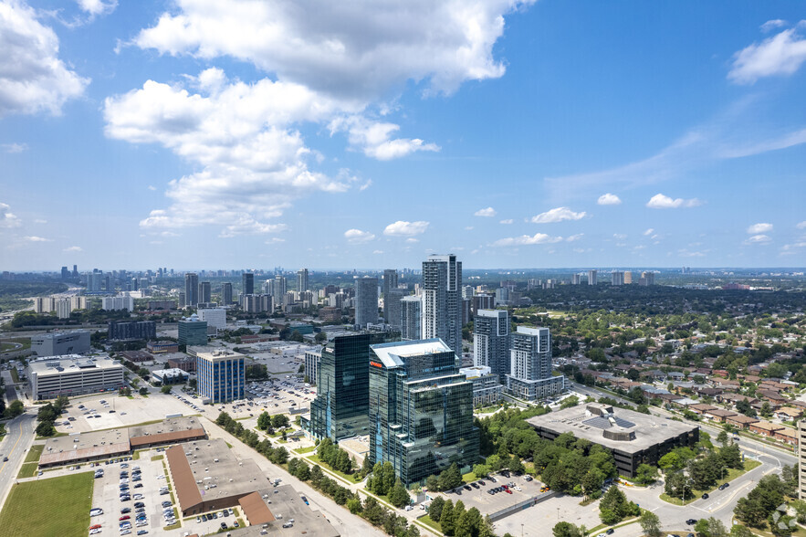 2235 Sheppard Ave E, Toronto, ON à louer - Aérien – Image 3 sur 4