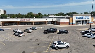 Plus de détails pour 2450 S Columbia Rd, Grand Forks, ND - Local commercial à vendre