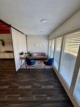 9220 Foster St, Overland Park, KS à louer Photo intérieure– Image 1 sur 10