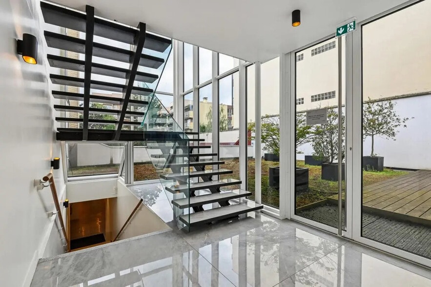 56-58 Rue De Nanterre, Asnières-sur-Seine à louer - Photo de l’immeuble – Image 3 sur 7