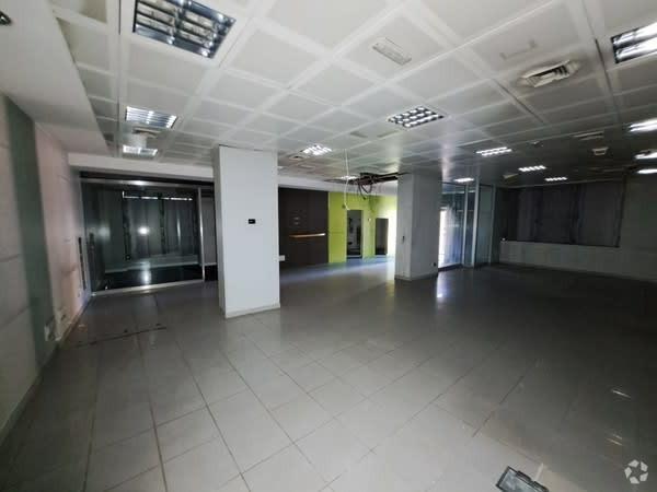 Immeuble residentiel dans Madrid, Madrid à vendre Photo intérieure– Image 1 sur 2
