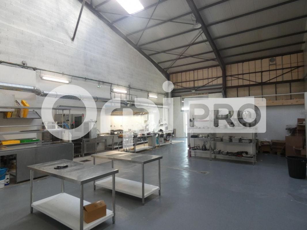 Local commercial dans Manosque à louer Photo intérieure– Image 1 sur 7