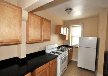 8905 E Jefferson Ave, Detroit, MI à vendre - Photo intérieure – Image 3 sur 48