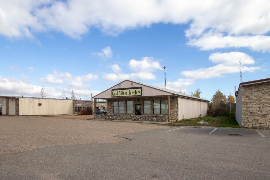 2737 Hwy 45, Antigo, WI à vendre - Photo de l’immeuble – Image 3 sur 33