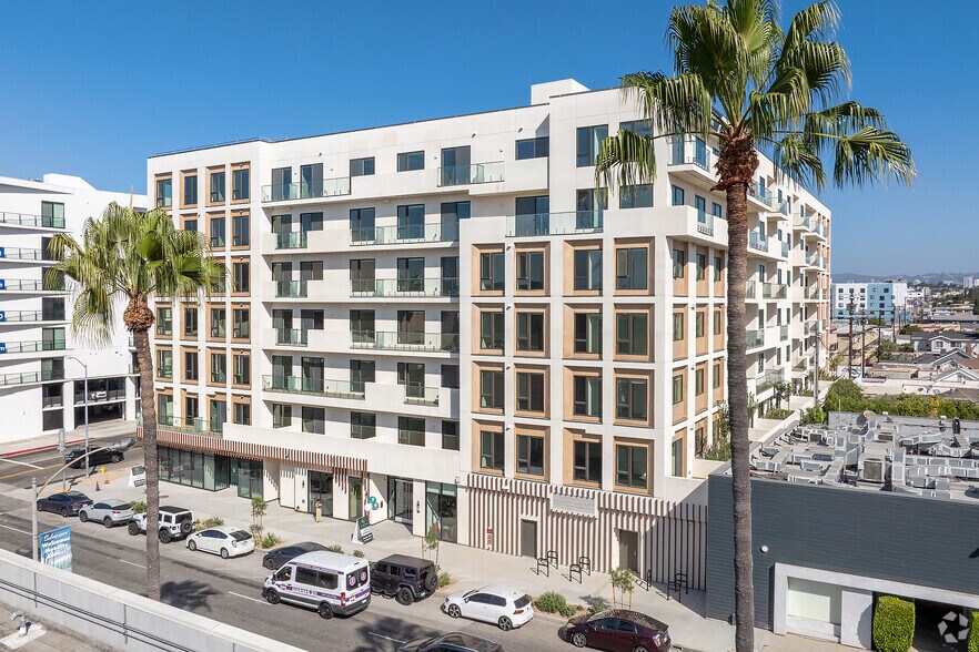 10375 Washington Blvd, Culver City, CA à louer - Photo de l’immeuble – Image 2 sur 55