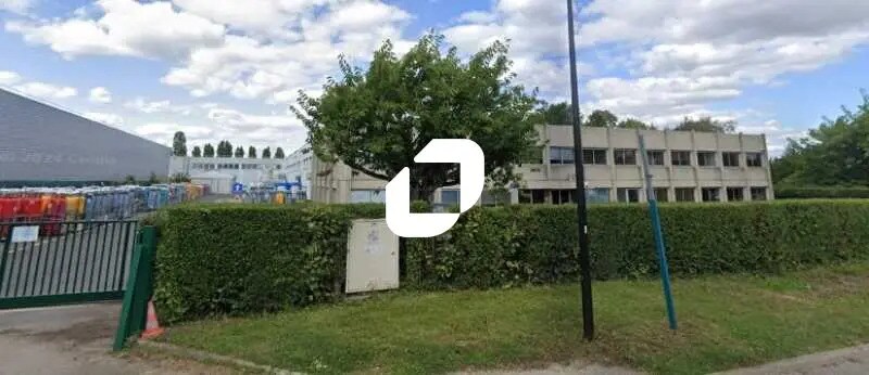 Bureau dans Buc à louer - Photo de l’immeuble – Image 3 sur 5