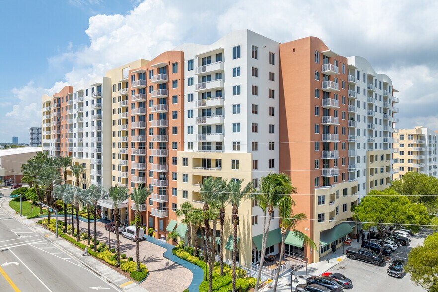 18800 NE 29th Ave, Aventura, FL à louer - Photo principale – Image 1 sur 5