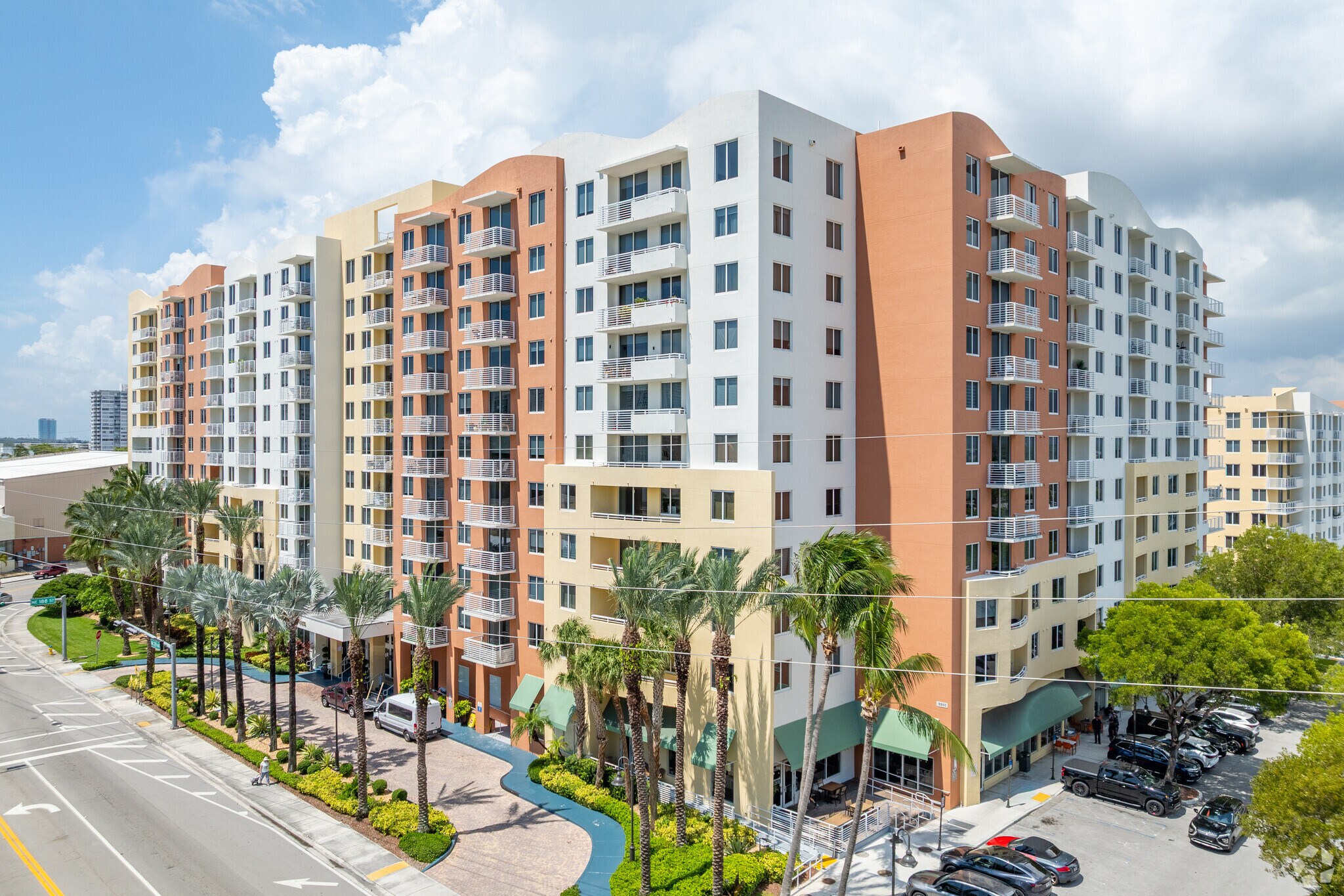 18800 NE 29th Ave, Aventura, FL à louer Photo principale– Image 1 sur 6