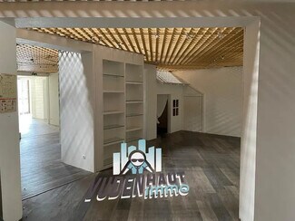 Plus de détails pour Bureau, Local commercial à louer