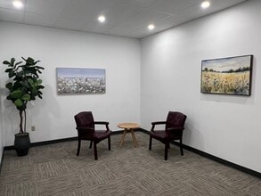 6 Broadway, Beverly, MA à louer Photo intérieure– Image 1 sur 2