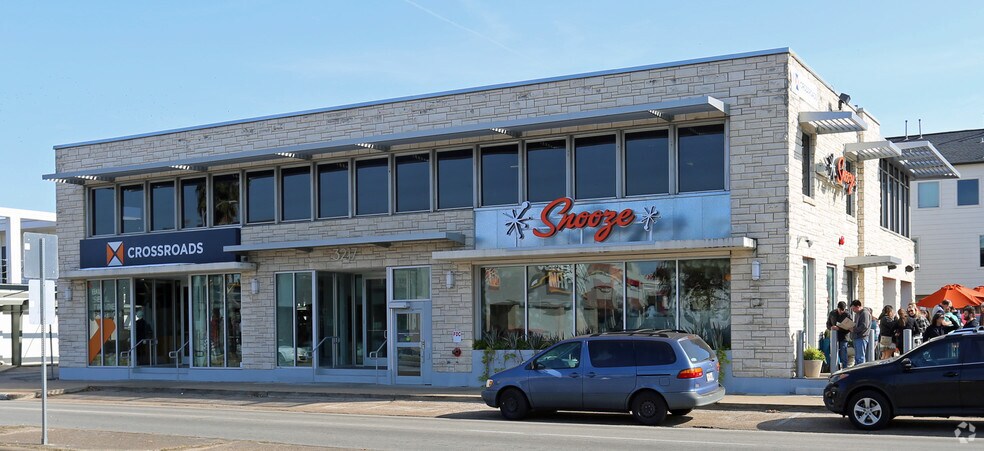 3217 Montrose Blvd, Houston, TX à louer - Photo de l’immeuble – Image 1 sur 8