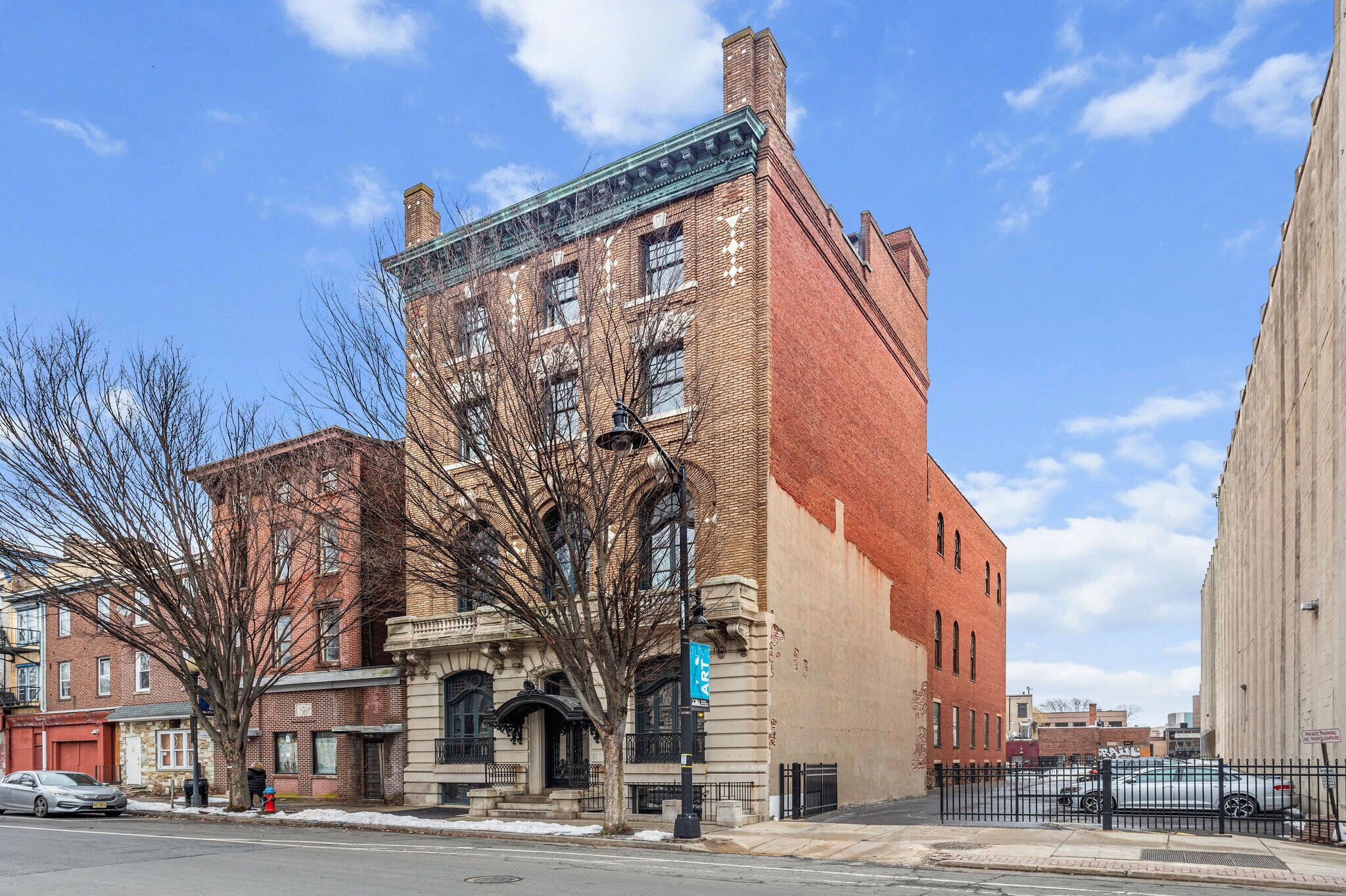 120 N Warren, Trenton, NJ à vendre Photo de l’immeuble– Image 1 sur 37