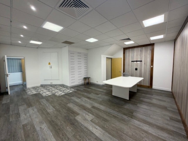 Manor Way, Borehamwood à louer Photo intérieure– Image 1 sur 5