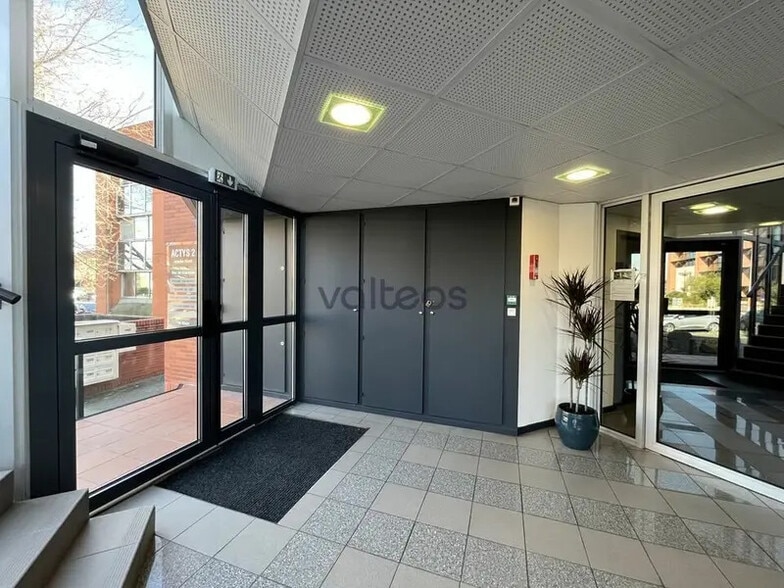 221 Rue Carmin, Labège à louer - Hall d’entrée – Image 3 sur 4