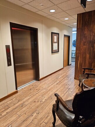 Plus de détails pour 150 Industrial Ave, Azle, TX - Bureau à louer