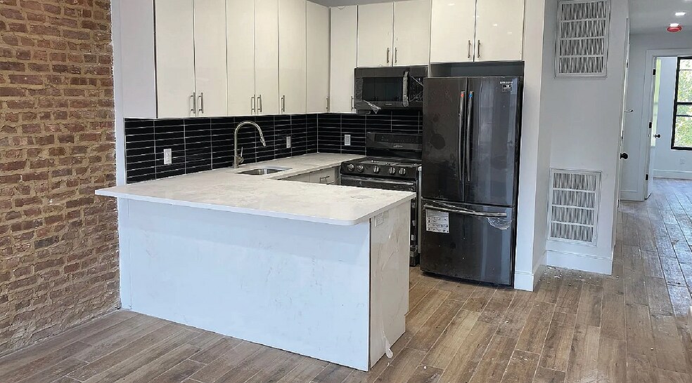 1797 Flatbush Ave, Brooklyn, NY à vendre - Photo intérieure – Image 3 sur 8