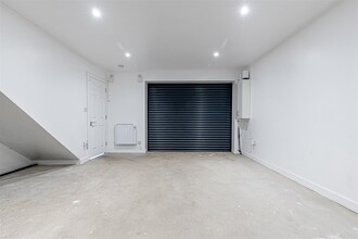 159A Barking Rd, Londres à louer Photo intérieure– Image 2 sur 9