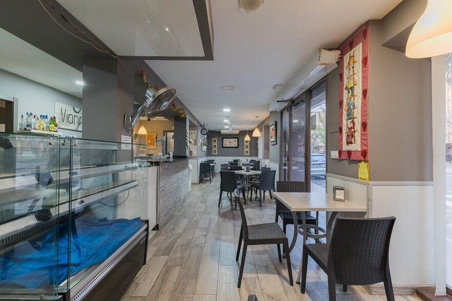 Immeuble residentiel dans Mislata, Valencia à vendre - Photo intérieure – Image 3 sur 6