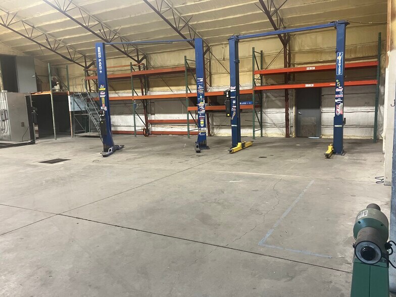 328 W Lucy Ave, Salt Lake City, UT à vendre - Photo de l’immeuble – Image 2 sur 7