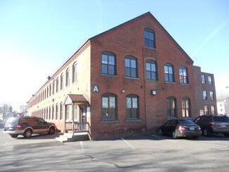 Plus de détails pour 168 Center St, Southington, CT - Bureau/Local commercial à louer