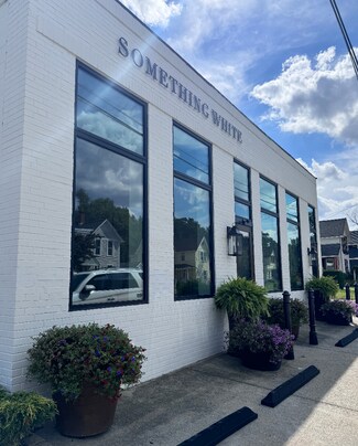 Plus de détails pour 6916 Daisy Ave, Independence, OH - Bureau/Local commercial à louer
