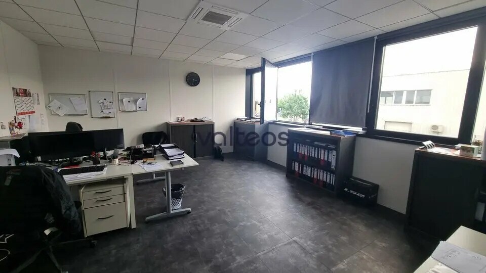 Local d’activités dans Toulouse à louer - Photo de l’immeuble – Image 3 sur 5