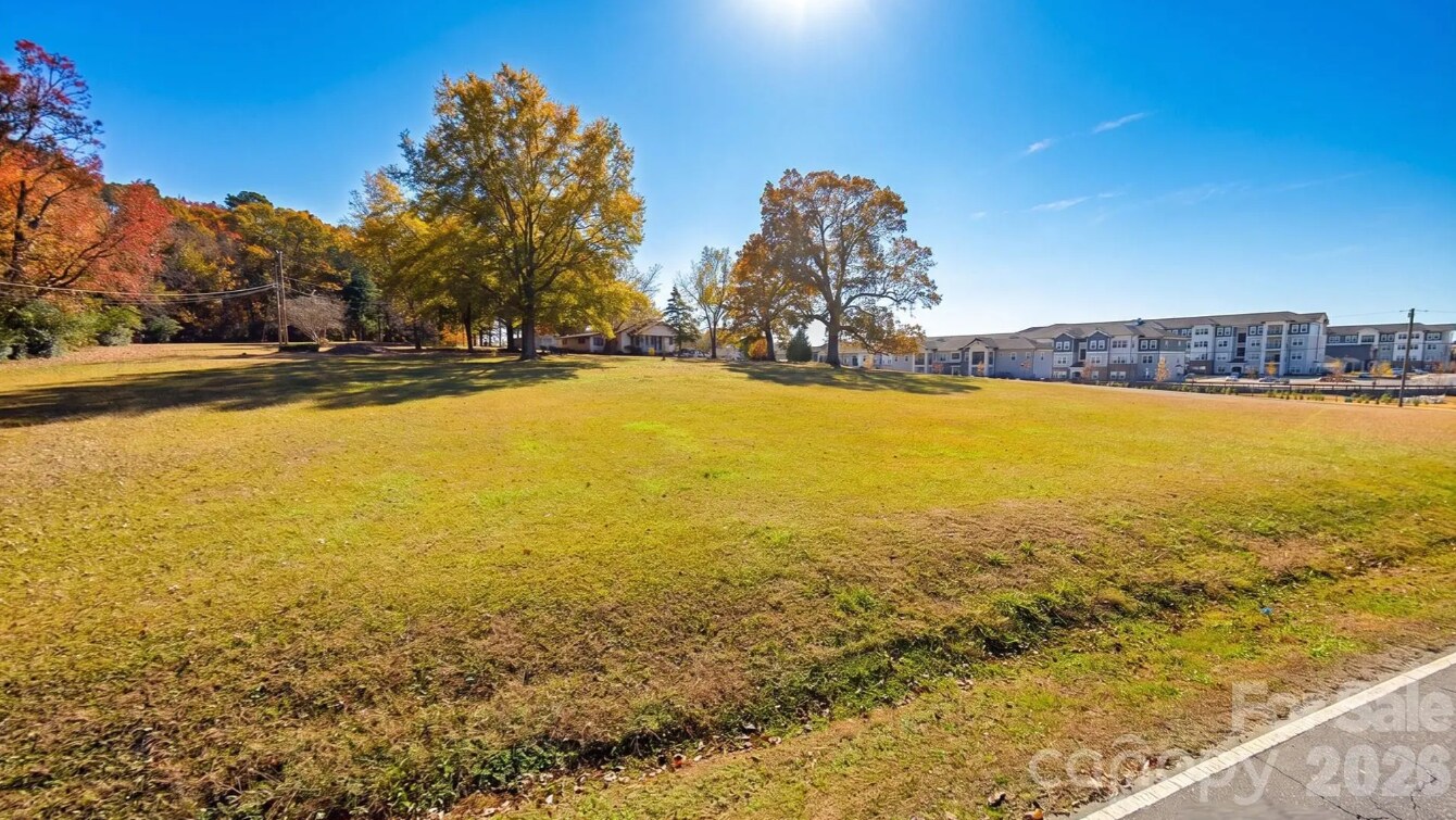 125 Plyler Rd, Indian Trail, NC à vendre Photo de l’immeuble– Image 1 sur 11