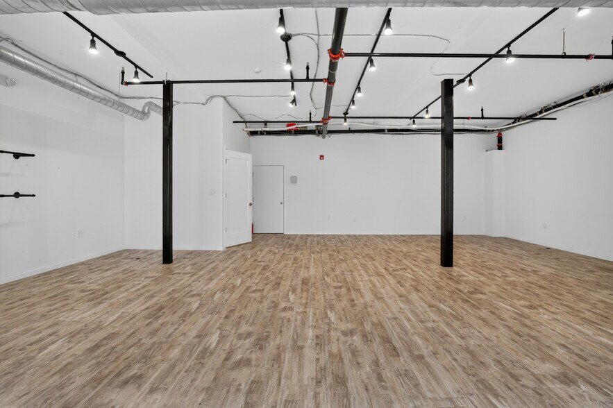 2119 N Front St, Philadelphia, PA à louer - Photo de l’immeuble – Image 2 sur 17