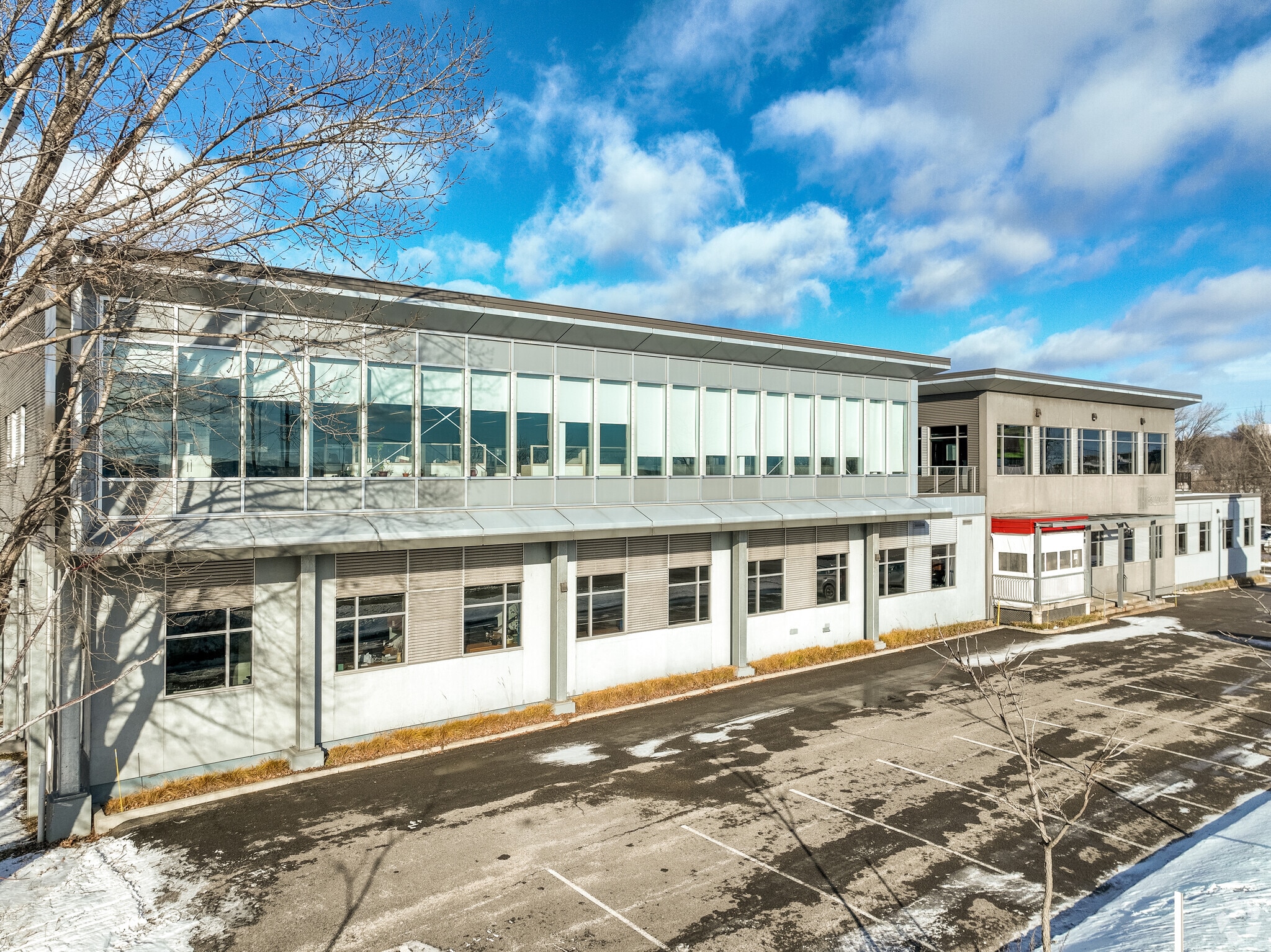 3365-3367 Sainte-Anne Boul, Québec, QC à vendre Photo principale– Image 1 sur 17