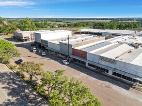 107 W Main St, Cameron, TX - Vue aérienne vue de carte - Image1