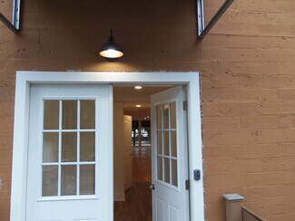Plus de détails pour 449 Mill St, Ortonville, MI - Local commercial à louer