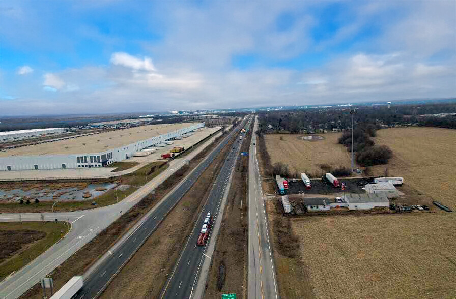 23906 S Frontage Rd, Channahon, IL à vendre - Photo de l’immeuble – Image 2 sur 8