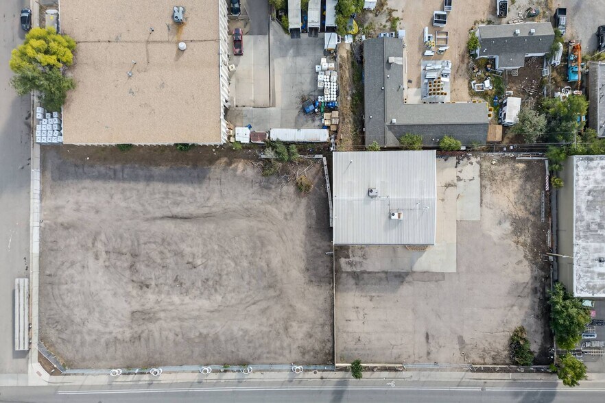 3050 S Zuni St, Englewood, CO à louer - Photo de l’immeuble – Image 2 sur 17