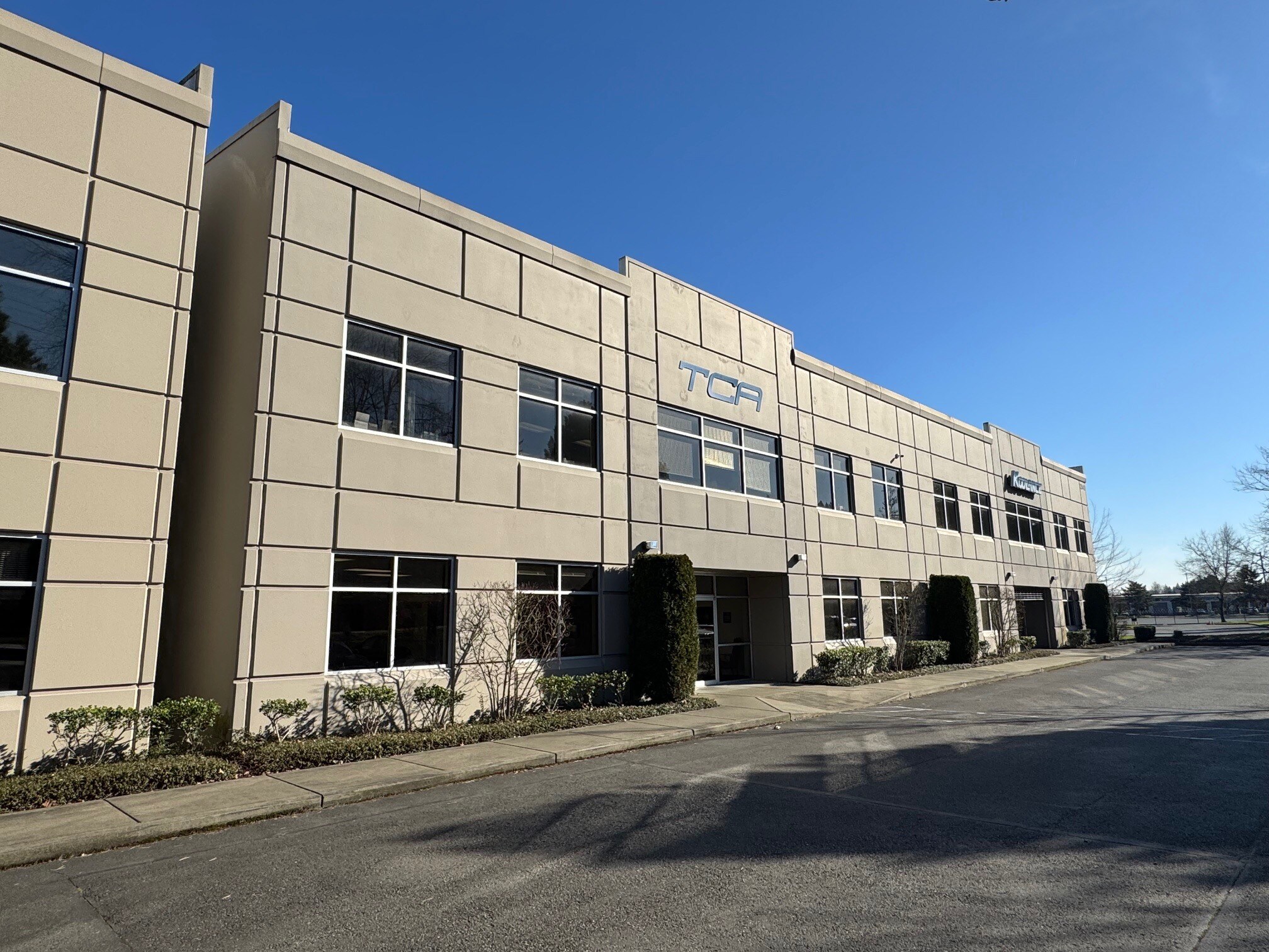 2840 W Valley Hwy N, Auburn, WA à louer Photo principale– Image 1 sur 5