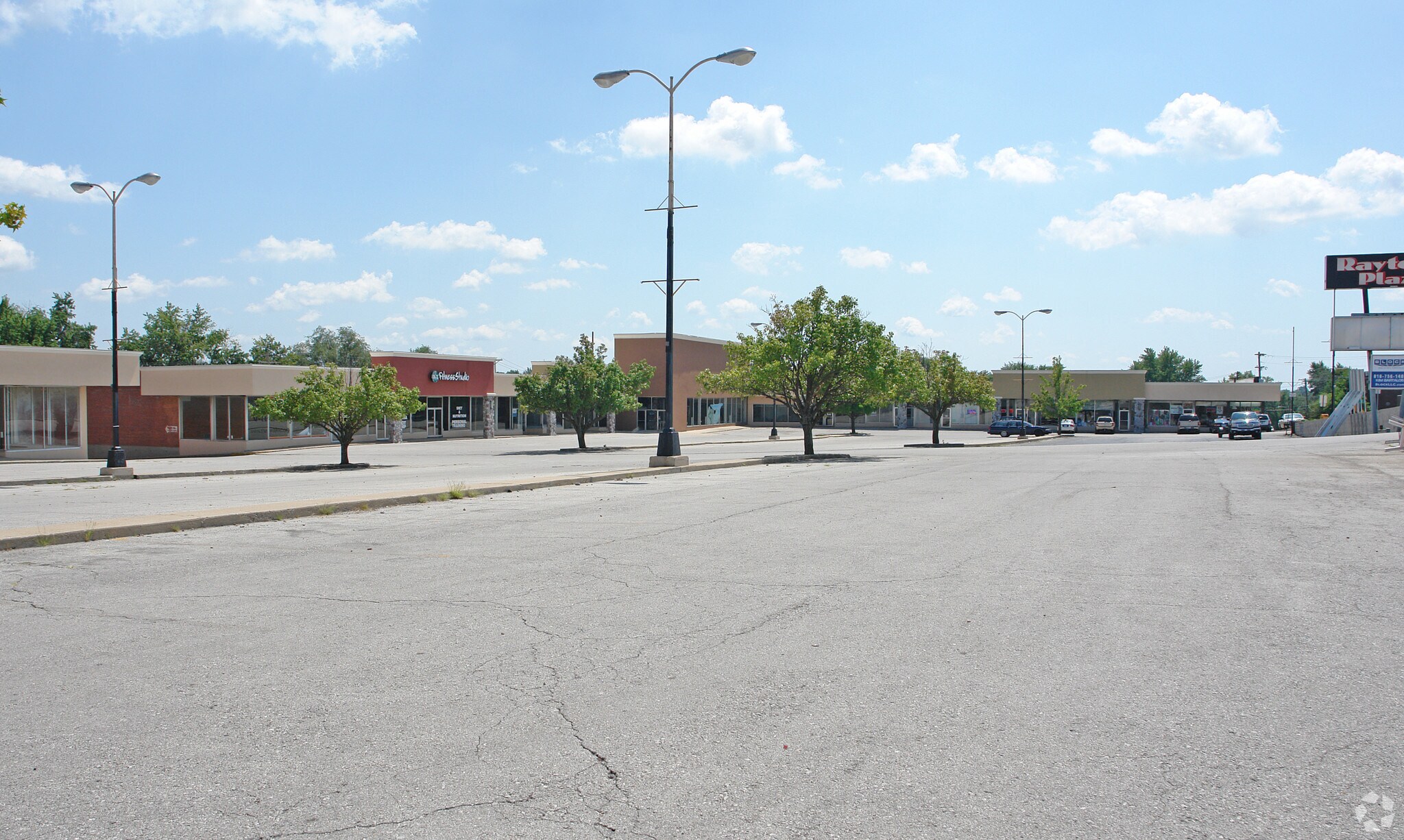 6215-6249 Blue Ridge Blvd, Raytown, MO à louer Photo de l’immeuble– Image 1 sur 15