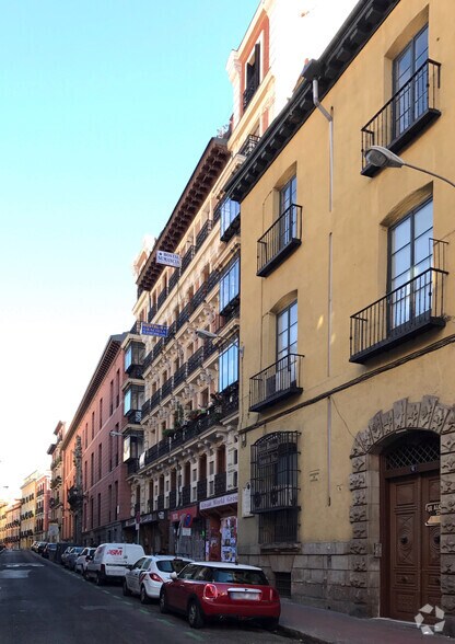 Calle de la Magdalena, 8, Madrid, Madrid à louer - Photo de l’immeuble – Image 2 sur 2