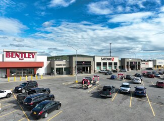 Plus de détails pour 24-44 College Rd, Fairbanks, AK - Local commercial à vendre