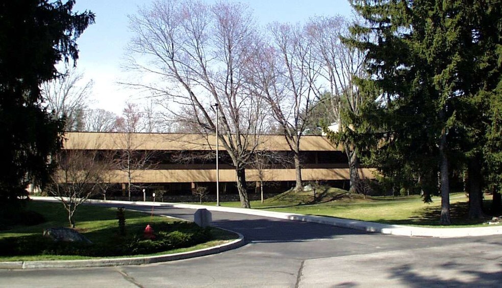 63 S Main St, Newtown, CT à vendre - Autre – Image 2 sur 3