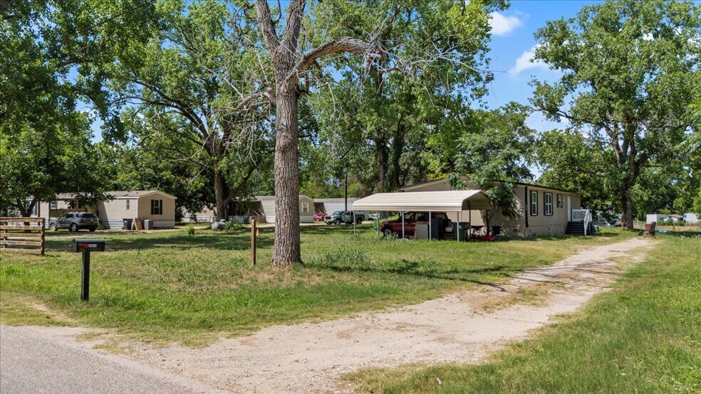 2005-2007 Whirlaway Dr, Del Valle, TX à vendre - Photo de l’immeuble – Image 3 sur 8