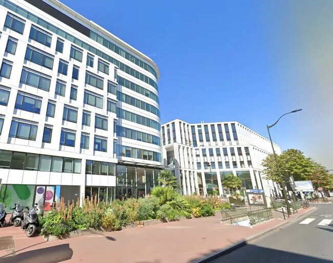 Plus de détails pour Local commercial à louer