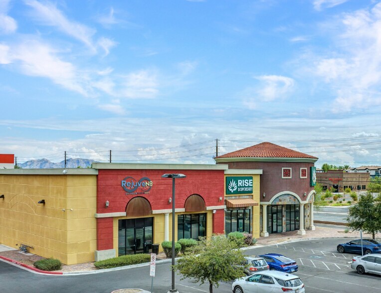 3930 W Craig Rd, North Las Vegas, NV à vendre - Photo de l’immeuble – Image 2 sur 6