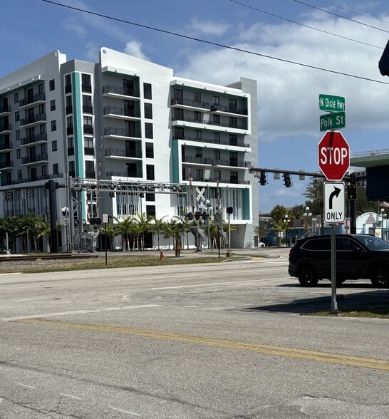 Polk Street Investment portefeuille de 3 biens à vendre sur LoopNet.fr - Autre – Image 2 sur 6
