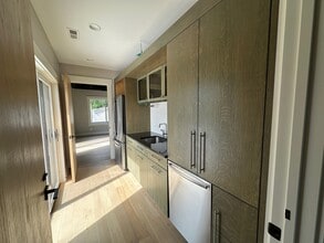 100 N Skokie Hwy, Lake Bluff, IL à louer Photo de l’immeuble– Image 2 sur 2