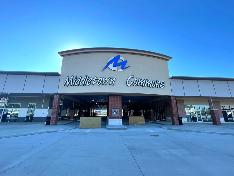 2600 Middletown Commons, White Hall, WV à louer - Photo principale – Image 1 sur 82